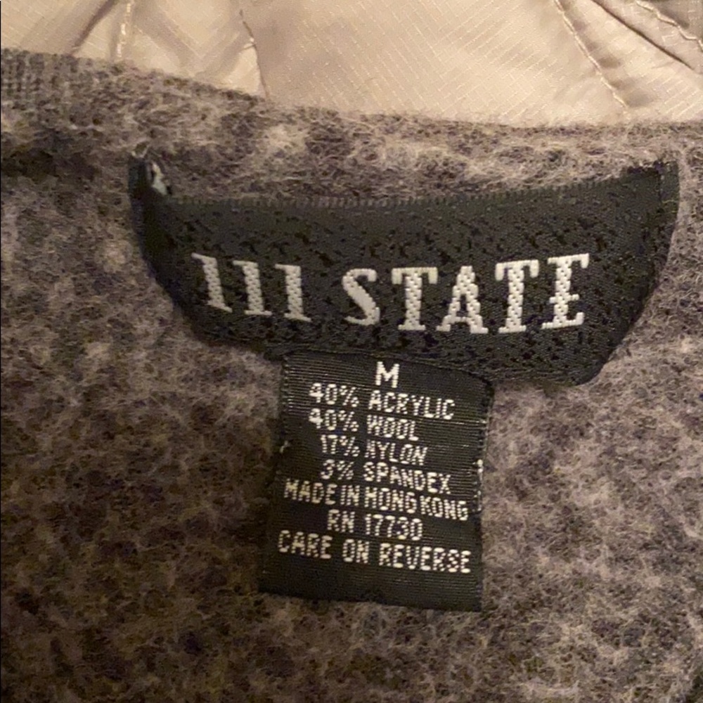 Sweater - Picture 3 of 3